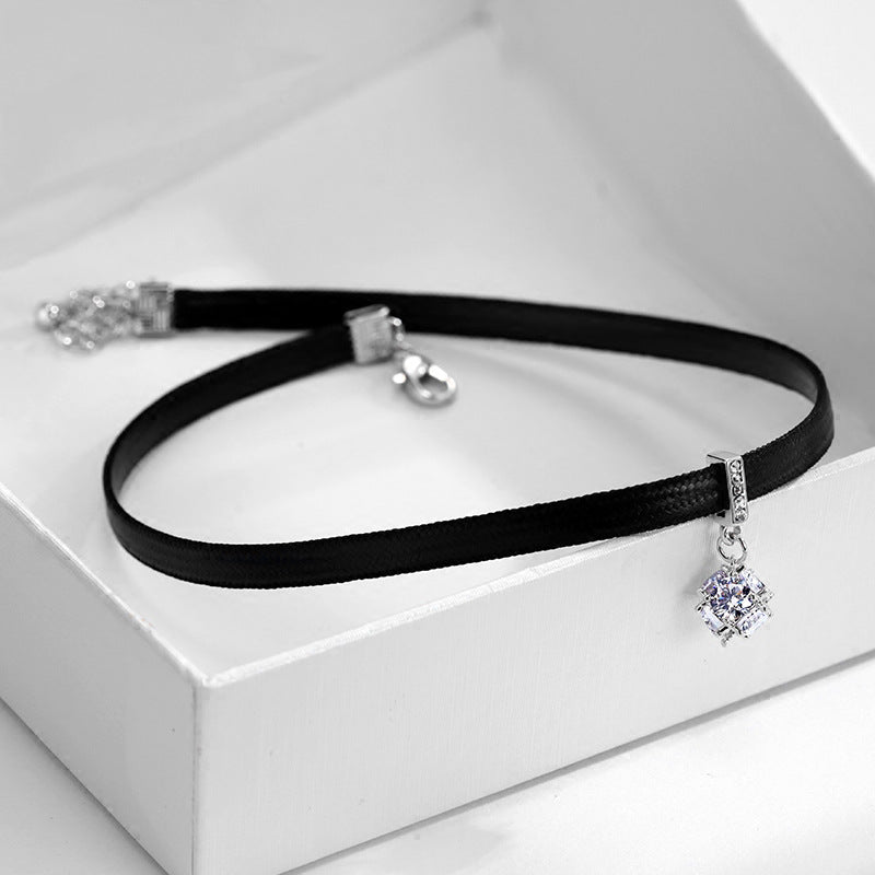 ベルベット チョーカー