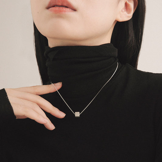 スクエア プレートネックレス