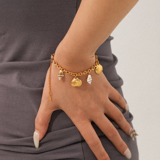 サマーオーシャン シェル＆シースネイル チャームブレスレット