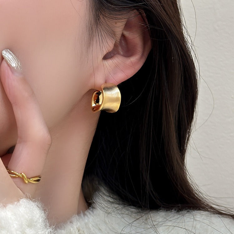 ワイドU字 フープピアス