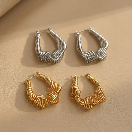 スプリング フープピアス