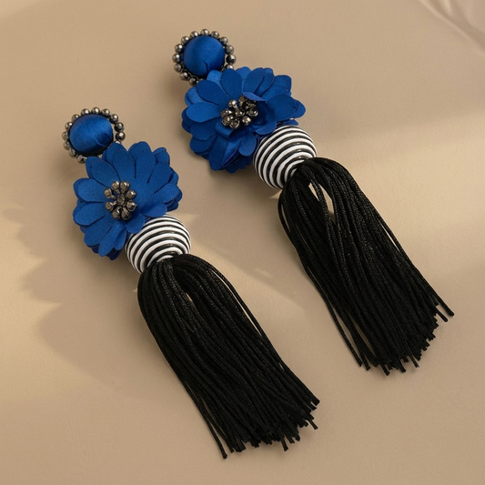 フラワー タッセルピアス