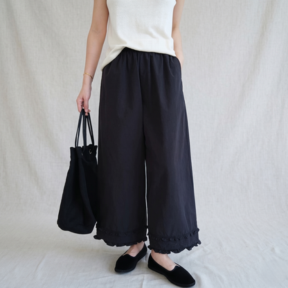 裾フリル ワイドクロップドパンツ