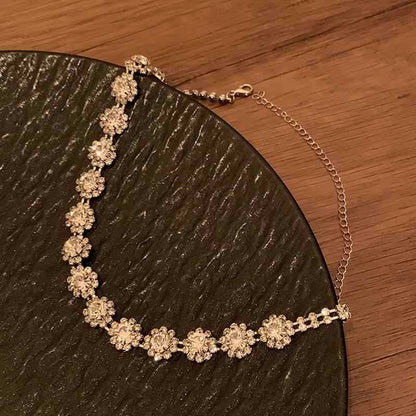 ラインストーン フラワーチョーカー